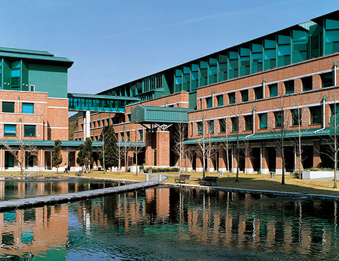 教育研究棟A~C 外観