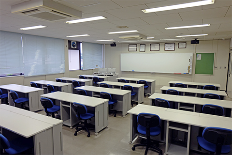教室2